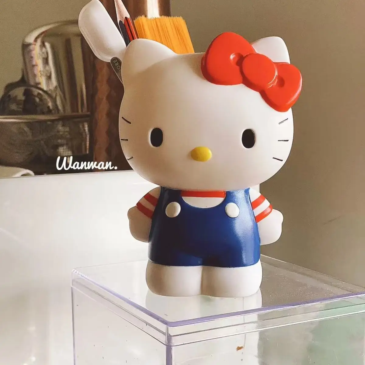 

Sanrio HelloKitty Pen Holder Stationery Makeup Brush Storage Holder Anime Cartoon Cute Desktop Storage Ornament Girl's Gift Toys