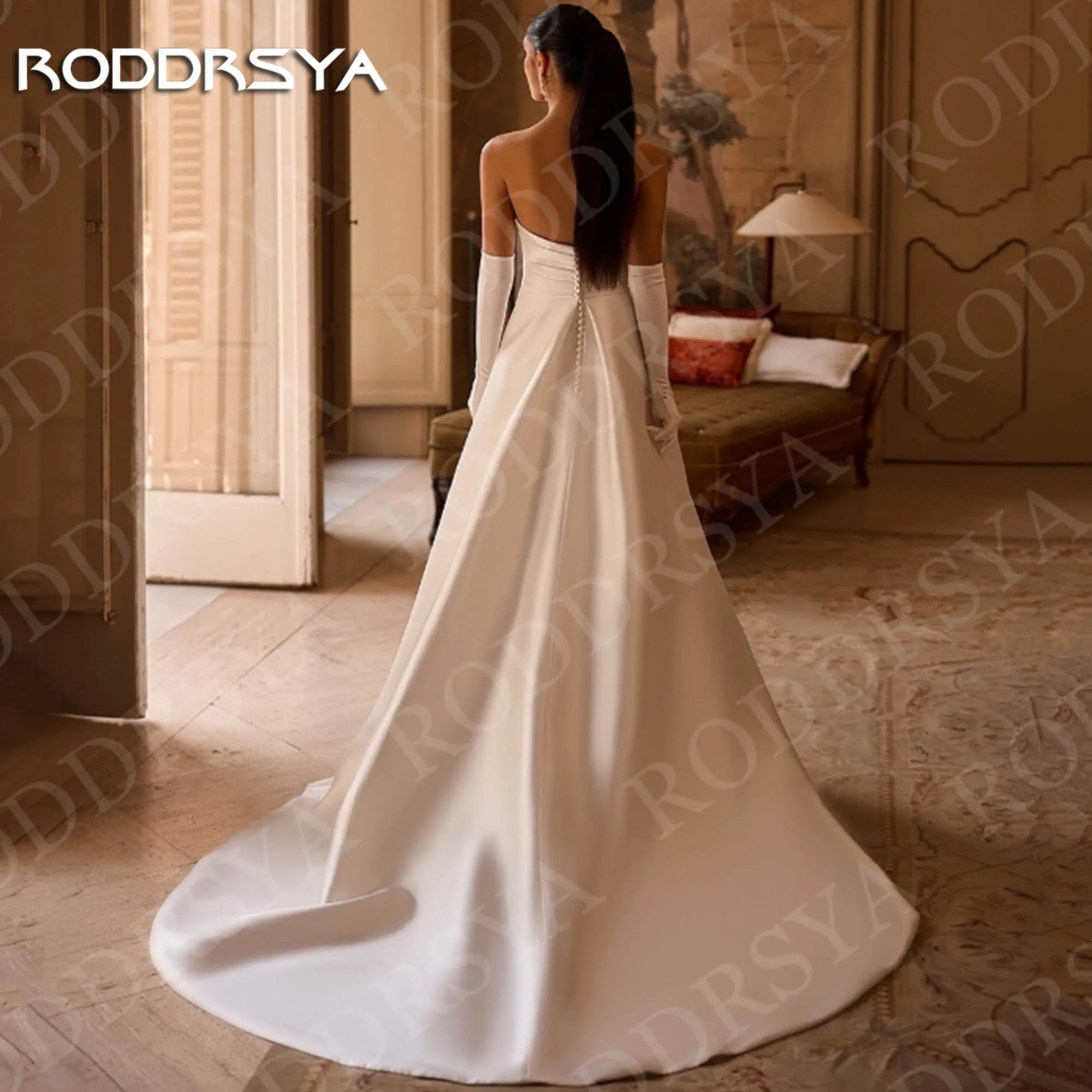 RODDRSYA robe de mariée en Satin ivoire Simple bretelles haute fente une ligne robes de mariée sans manches femme robe de mariage personnalisée Satin robe de mariée ivoire simple sans bretelles haute fente une ligne ro