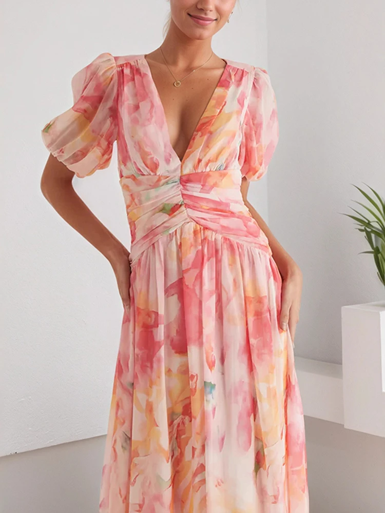 Vestido largo de gasa estilo vacaciones de cintura alta elegante vestido estampado de manga corta con cuello en V novedad de verano vestidos plisados con dobladillo grande para mujer