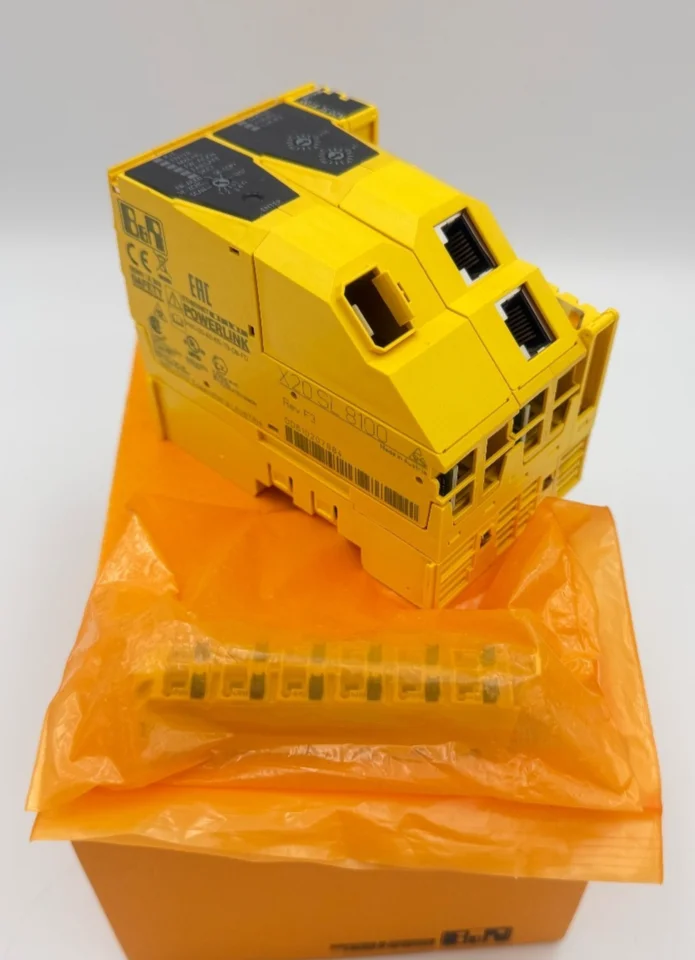 

B&R X20SL8100 SafeLOGIC CPU Module SAFETY Manager 100 Nodes -Free 2nd Day Air