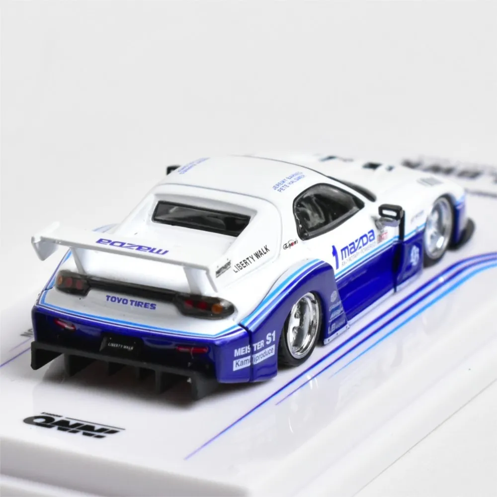 INNO 1:64 Giftable MAZDA RX7 Hong Kong Souvenir modèle de voiture moulé sous pression