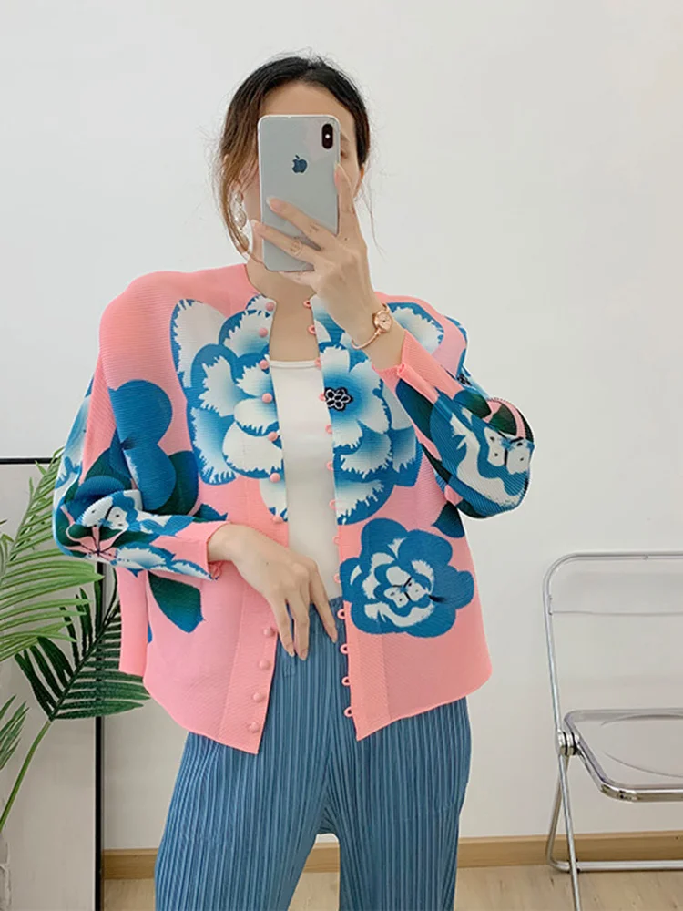 LANMREM Pleated Flower Print Short Shirt Women Long Sleeve O-neck Single Breasted Loose Female New Clothing 2024 Summer 2I700