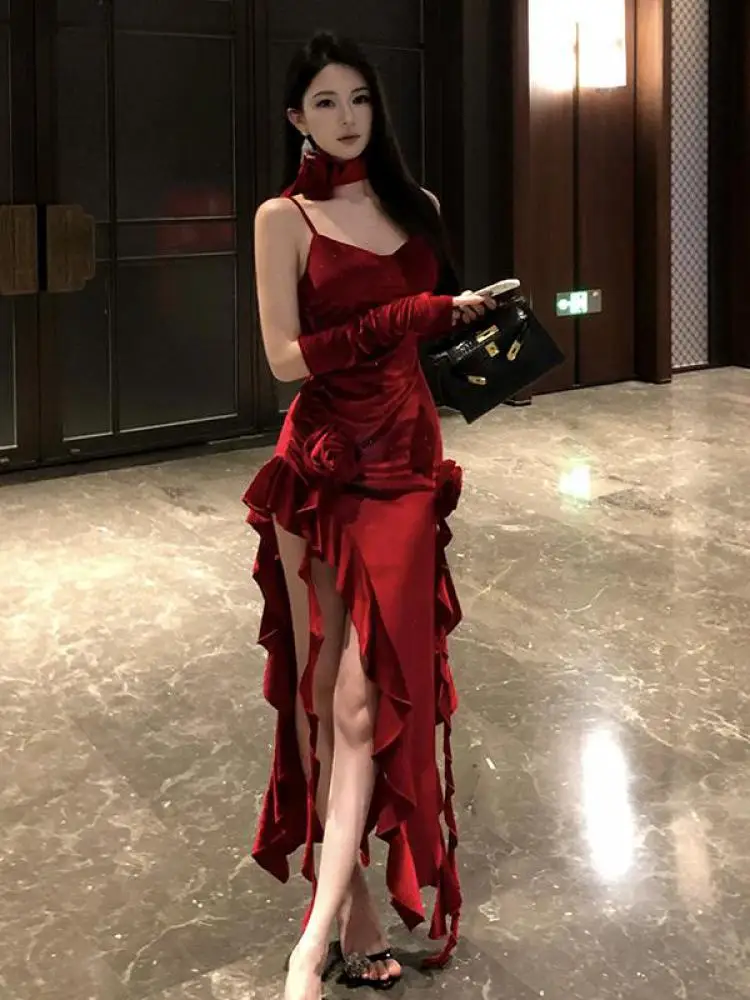 

Spring Summer French Retro Red Velvet Elegant Ruffles Irregular Slip Long Dress Women Sexy Backless Pleated Birthday Party Dress