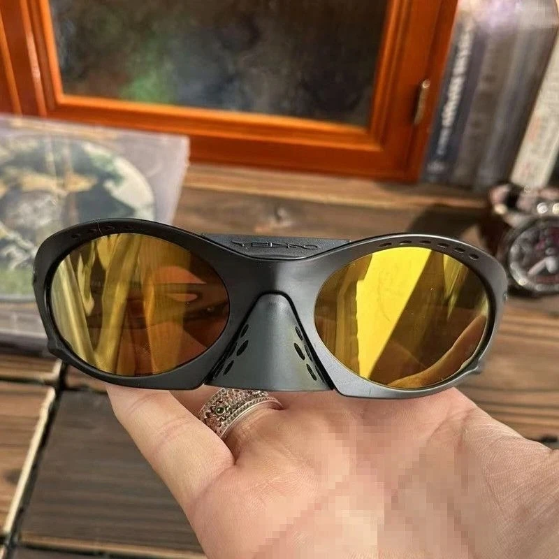 

NEW Outdoor Polarized Sunglasses for Fishing Cycling Driving UV Protection Unisex Sports Glasses