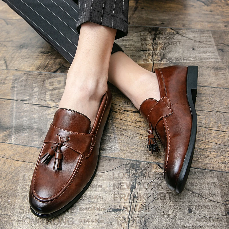 

New Fashion Tassel Shoes Black Brown Casual Business Office Dress Shoes Gentleman Banquet Social Shoes Size 38-48 Men Shoes