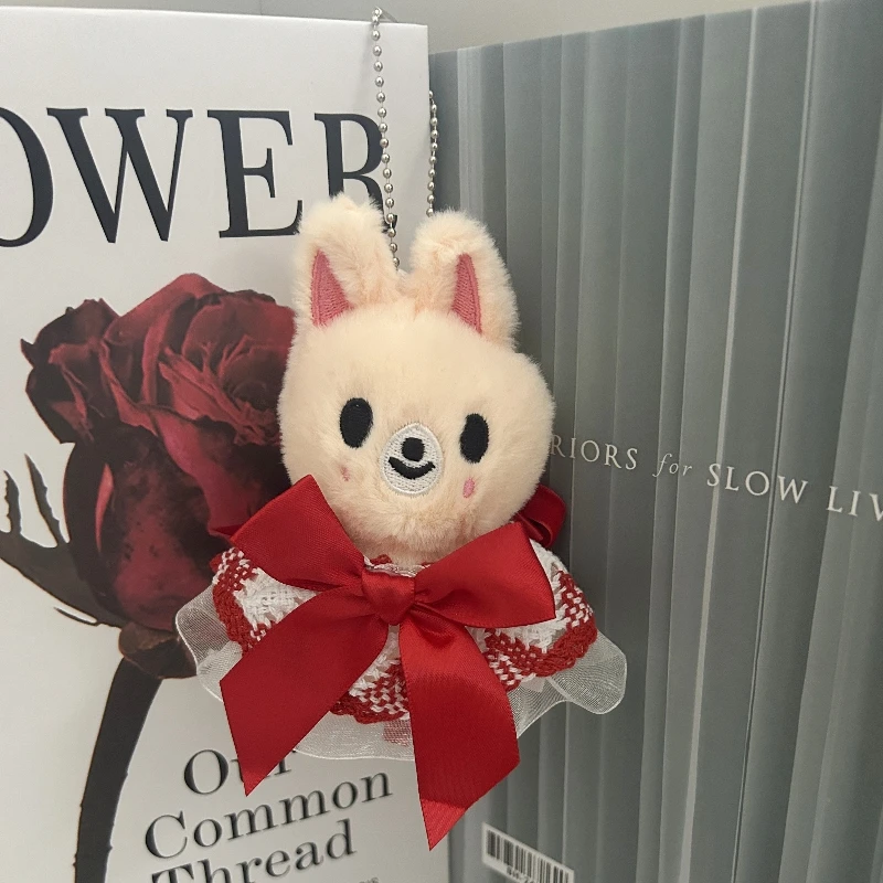 جديد SKZOO ألعاب من نسيج مخملي سلسلة مفاتيح من الكرتون لطيف الضالة الاطفال ألعاب من نسيج مخملي قلادة حقيبة ظهر صغيرة قلادة FM الطرفية هدية للأطفال