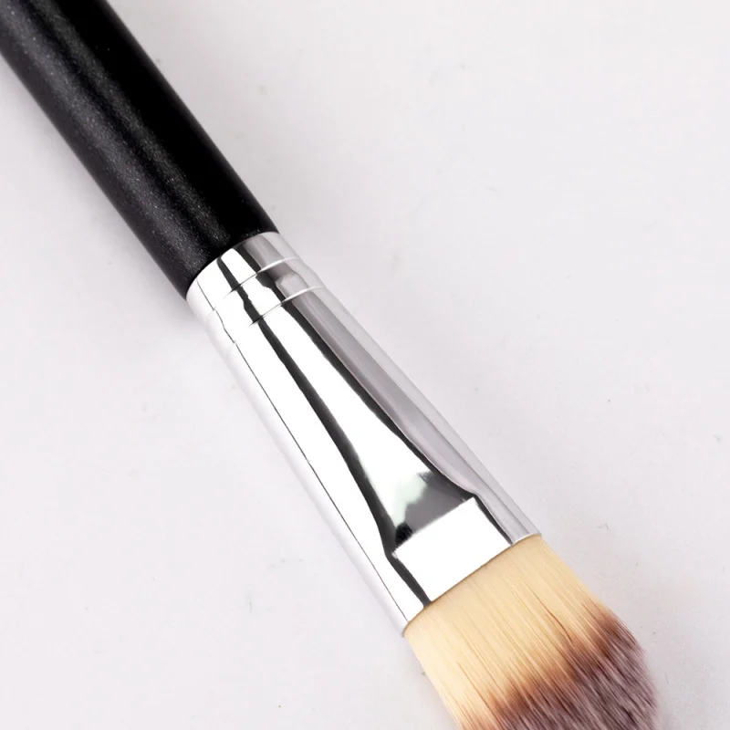 190 Pincel de base únicoBBCream Brush Macarrão molhados Blush Pincel para pó solto Fornecimento diretoRANCAI