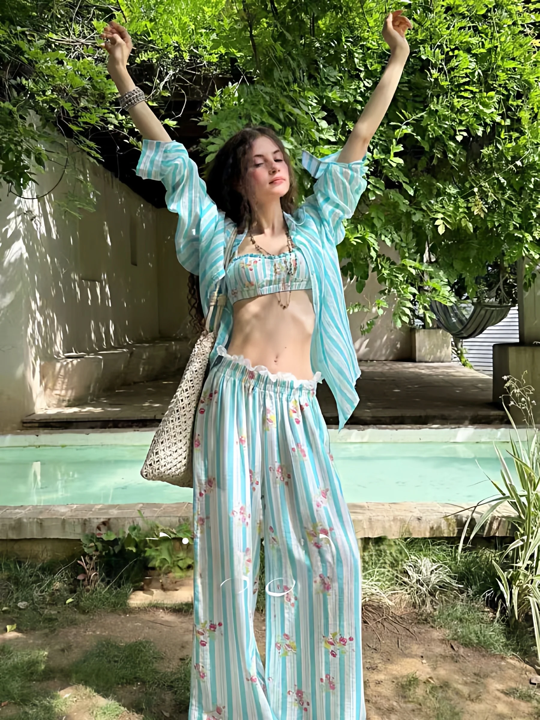 

Комплект бикини для похудения в винтажном стиле с открытыми плечами, женский купальник для отпуска, повседневный костюм для серфинга с подкладкой на груди, без стального каркаса