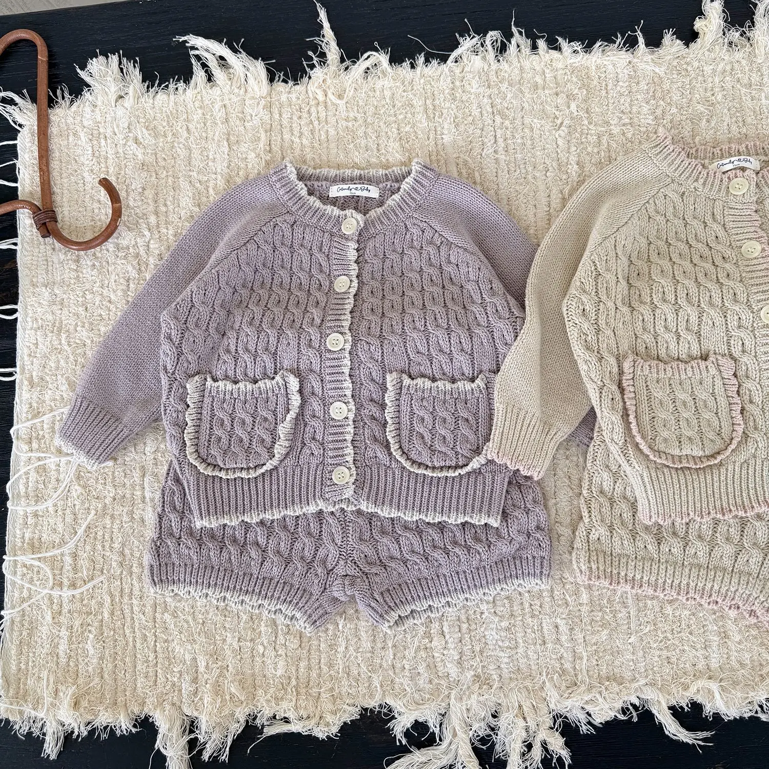 Girls' Knitted Suit 2025 Autumn and Winter Shoulder Contrast Retro Baby Girl's Suit Knitted Sweater+Short 2-piece Suit