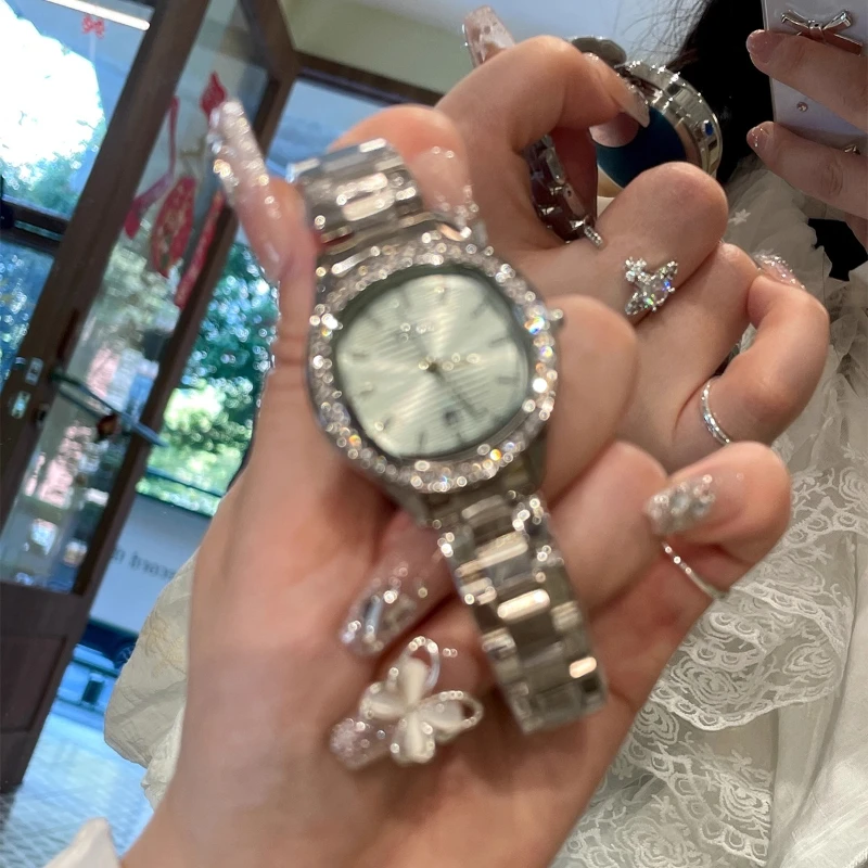 

Classic trend women's watch elegant simple light luxury waterproof 2025 quartz watch birthday gift