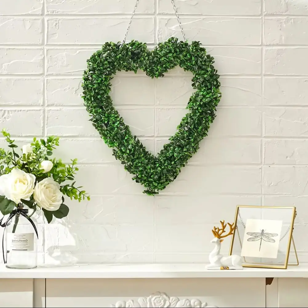 Green Artificial Topiary Boxwood Heart Design Wreath Garden Ornament