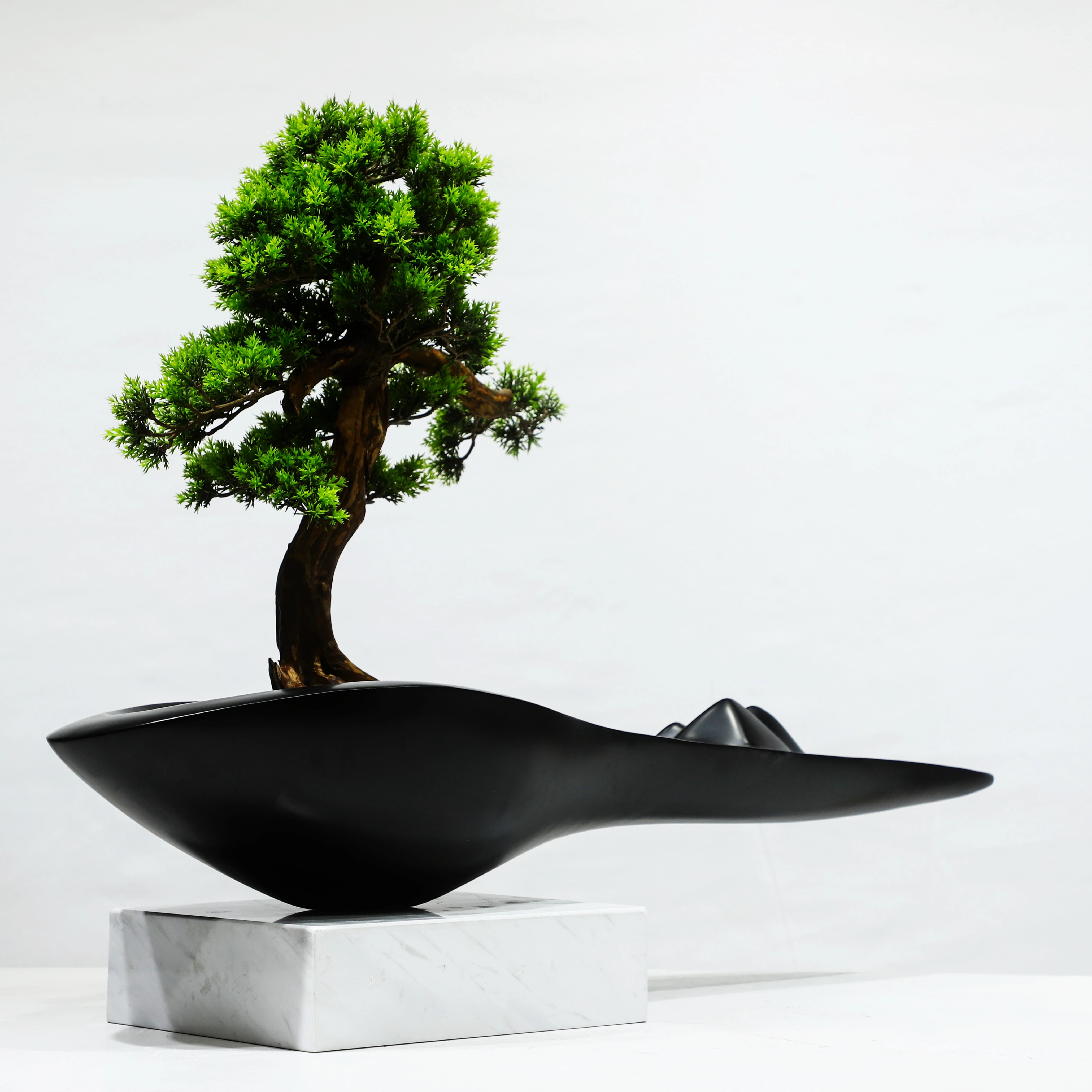 FRP Simulation Tree Modern Artificial Gorgeous Elegant Ornament Handmade Decorative Sculpture