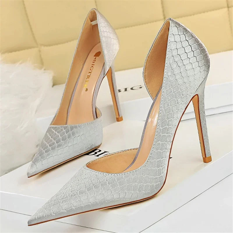 Women 7.5cm 10.5cm High Heels Fashion Pumps Lady Plus Size Satin Green Gold Silver Wedding Stiletto Low Heels Fetish Party Shoes