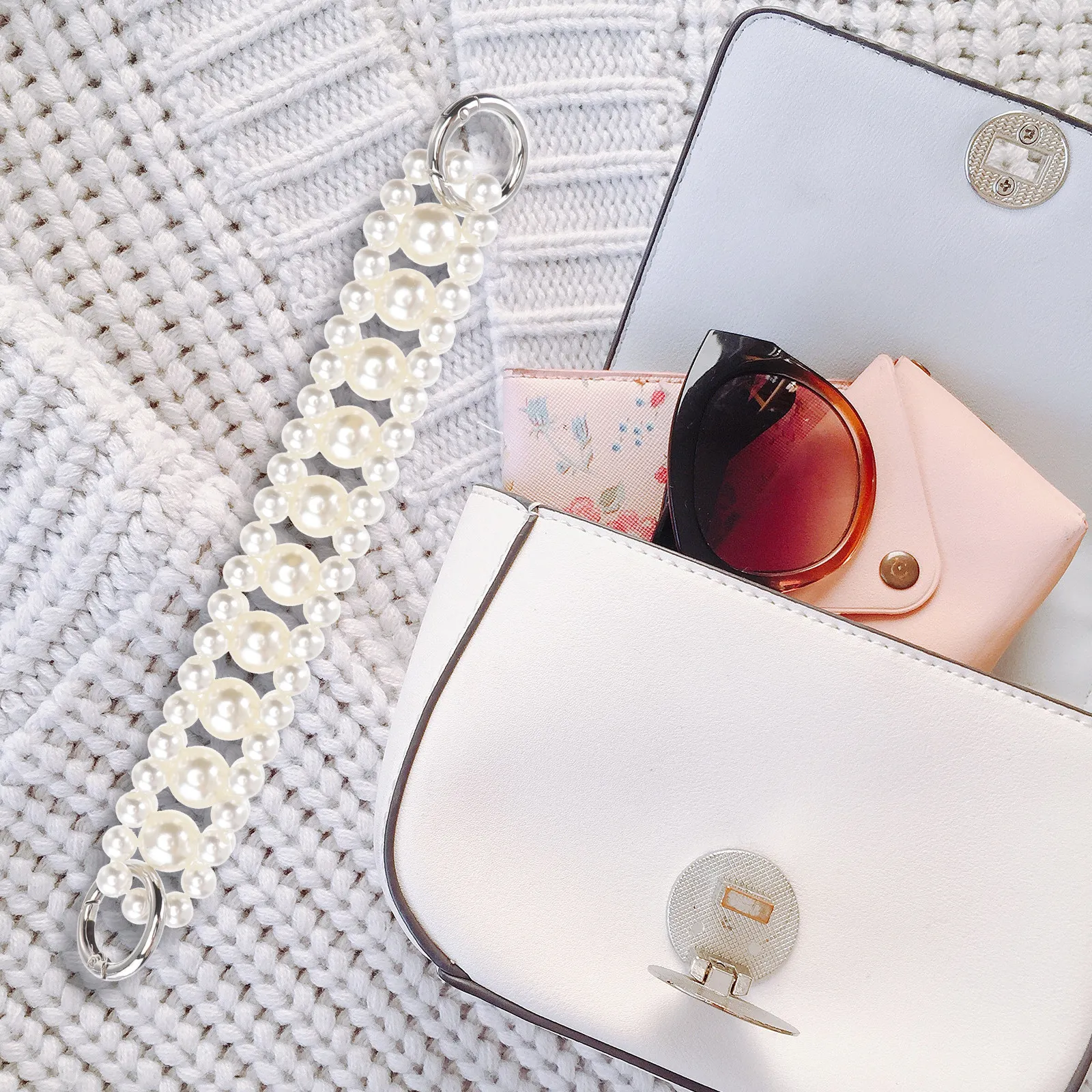 Delicate Pearl Bag Chain Short Replacement Strap High Quality Material Easy to Use Creative Design for Bag Renewal Upgrade