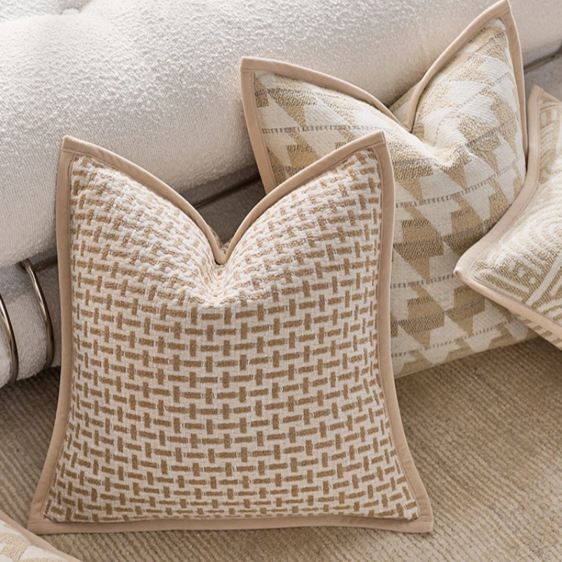 French Luxury Milk Brown Pillow Covers Decorative Retro Geometric Houndstooth Jacquard Cushion Cover 20X20in Cream Home Decor