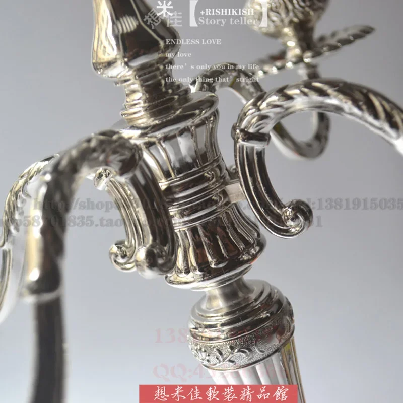 

Creative Tall Silver Glod Candlestick Metal 5 Arm Candle Holders Retro Luxury Wedding Centerpieces Candlelight Dinner Gift FC420