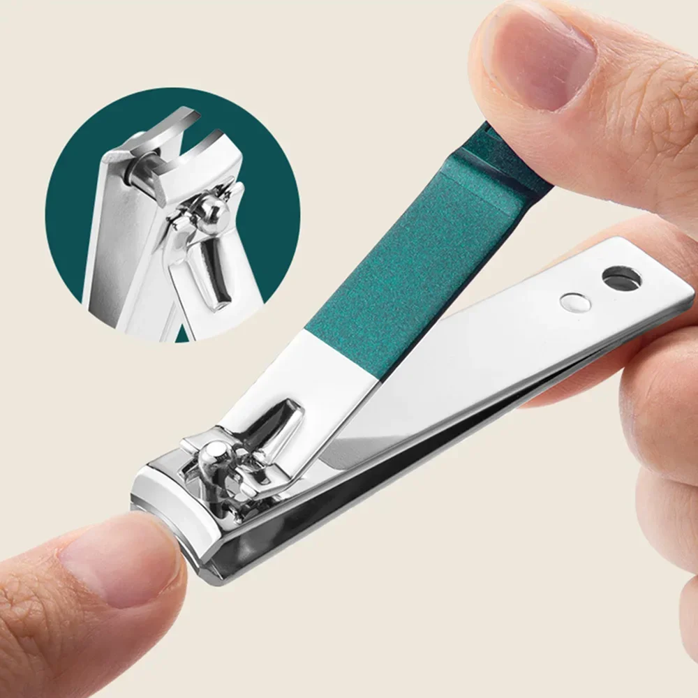 Nuovo set di tagliaunghie in acciaio inossidabile Set di strumenti per toelettatura con custodia portatile Strumento per manicure per unghie verdi