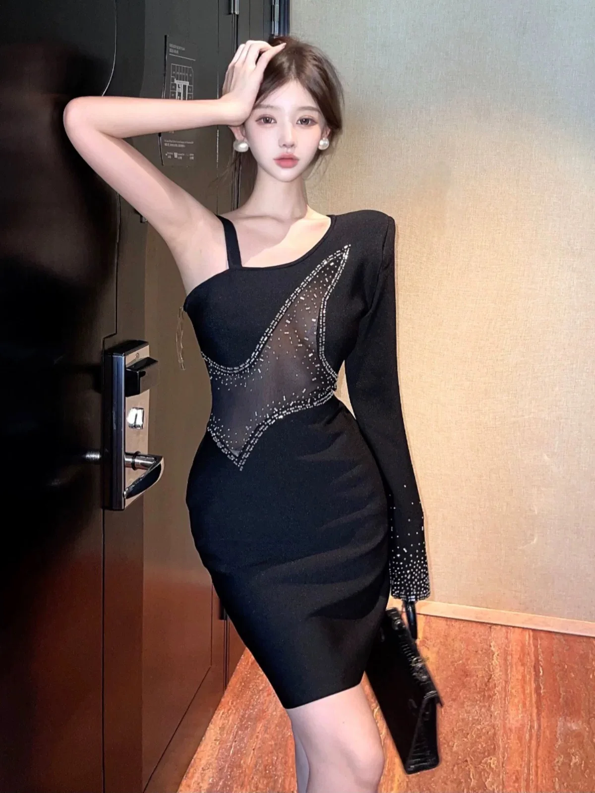 Women Rheinstone Diamonds One Shoulder Dress Black Autumn Winter Trendy Dress Lady Date Dinner Banquet Party Sexi Business Dress