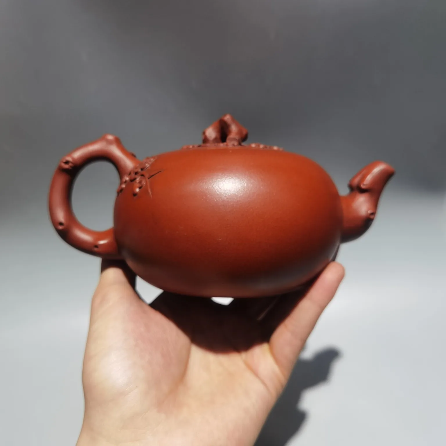 Yixing Purple Clay Teapot Red clay Plum Blossom Pot Plum blossom stump pot Kettle Teapot Flagon Tea Maker Office Ornaments