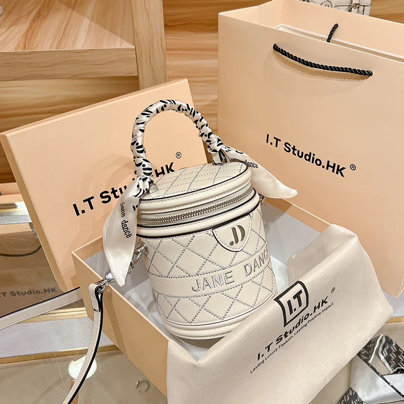 2024 New High-end Cylindrical Leather Bucket Women's Bag, Fashionable Cylindrical Shoulder Bag, Crossbody Bag