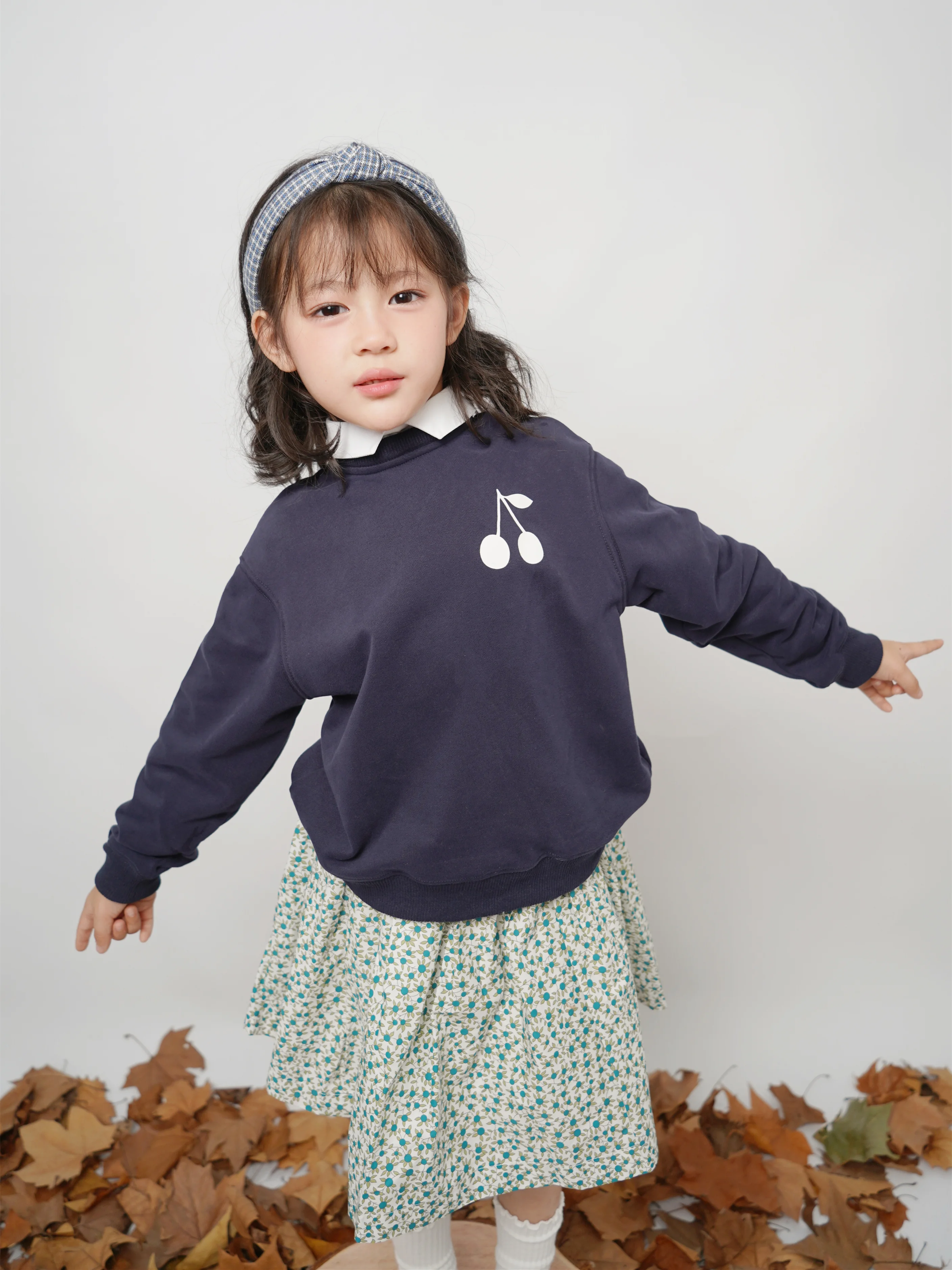 

Autumn New Cherry Printed Long Sleeve Cotton Sweater Girl Lab Cici