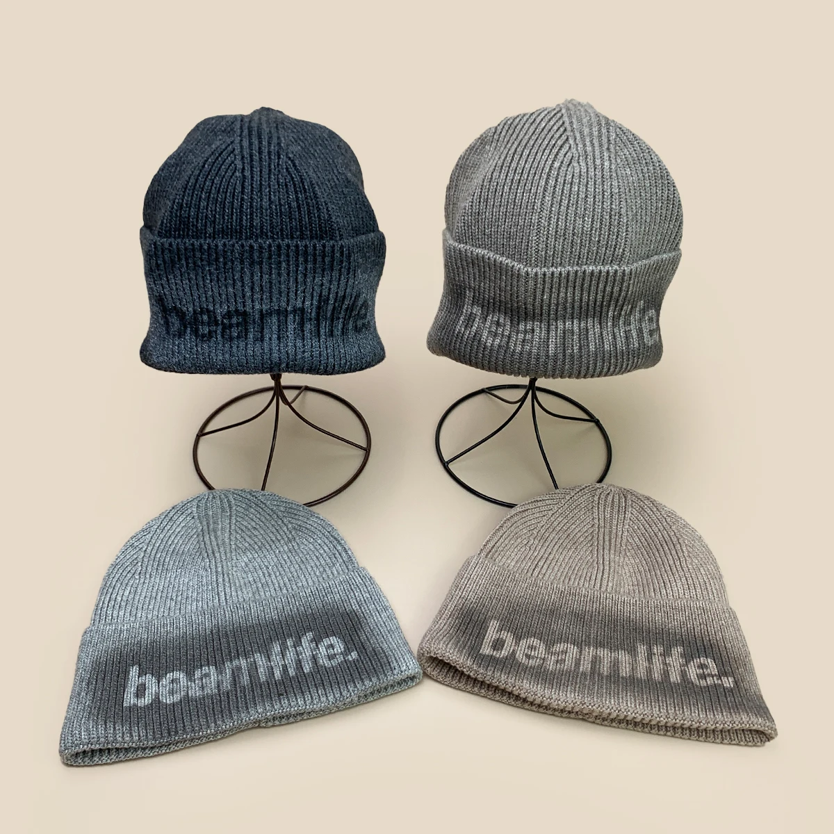 

Retro Personal Inkjet Letters Knitted Hats New Men Women Warm Casual Sunshade Korean Street Versatile Fashion Design ins Beanies