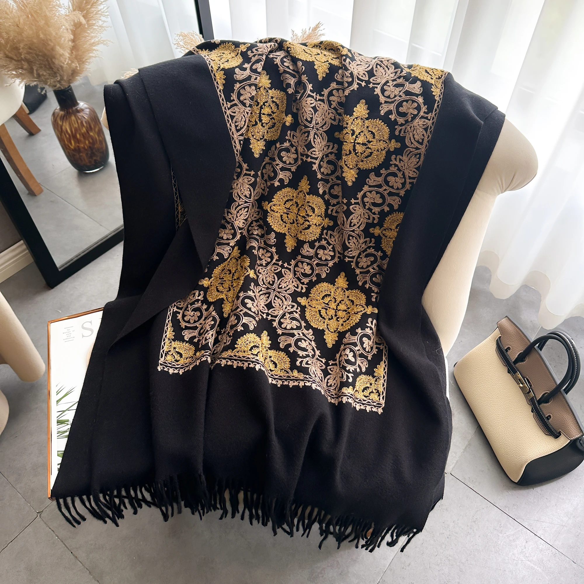 Luxury High Quality Embroidery Scarf Elegant Women Winter Thick Warm Neck Pashmina Long Fringe Scarves Lady Blanket Soft Shawl