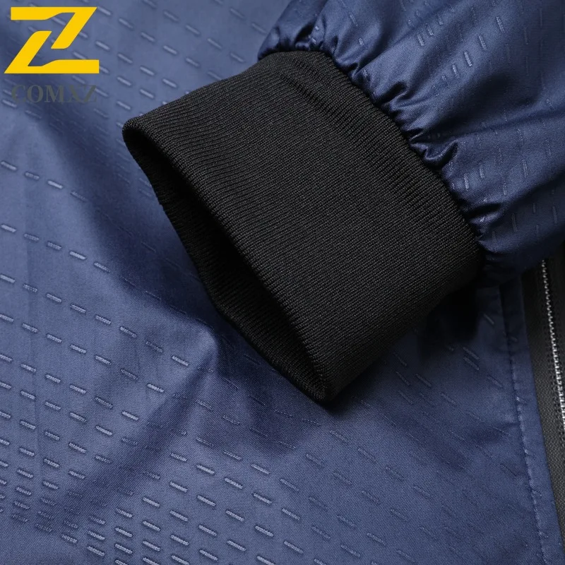 COMXZ أنيق Chaqueta البيسبول طوق الكورية نمط الحد الأدنى التخييم السفر سترة اسكواش وسيم في الهواء الطلق معطف ملابس رجالي