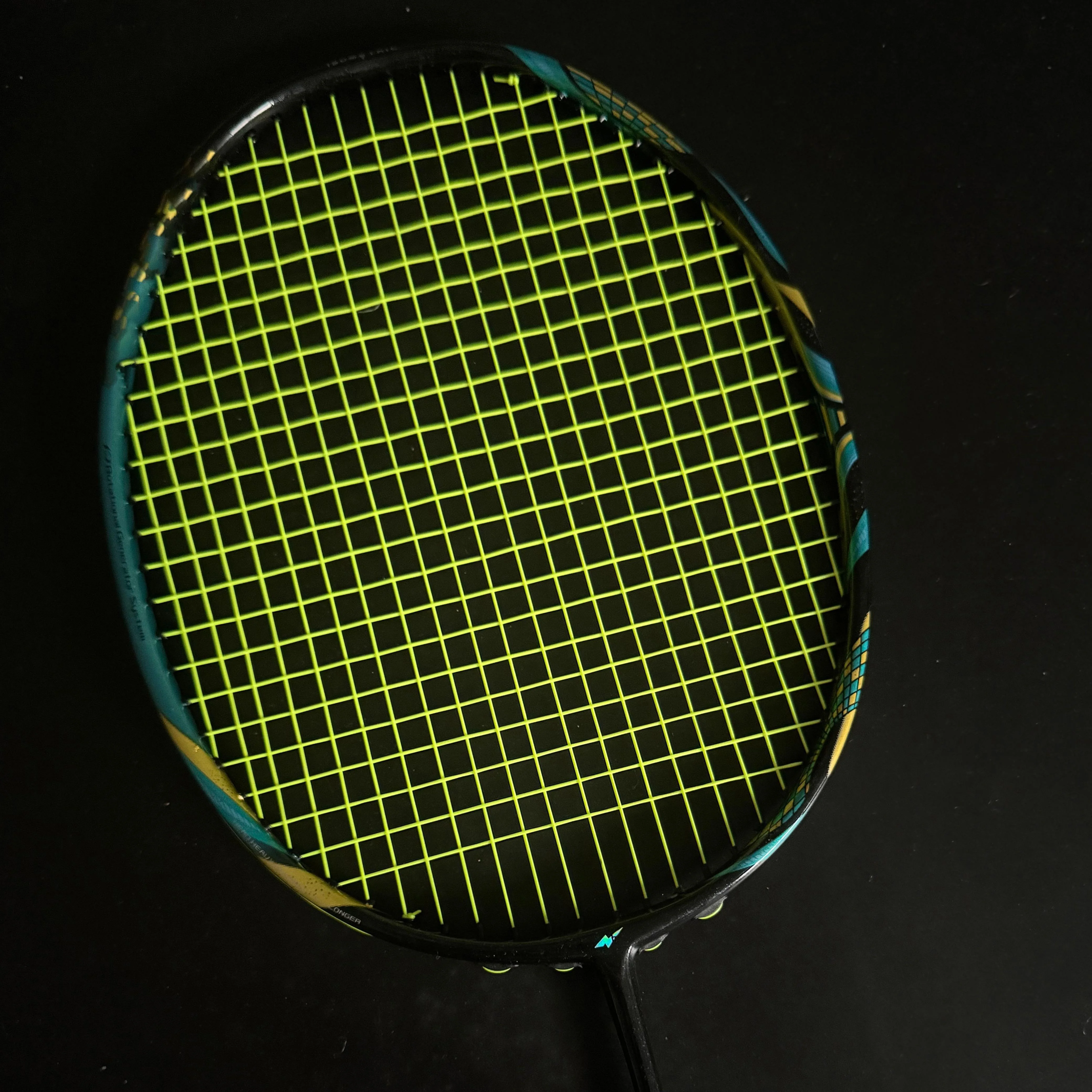 Manufacturer Multi Color High Quality Adult Carbon Fiber Badminton Racket for Indoor and Outdoor Professional Sports Use