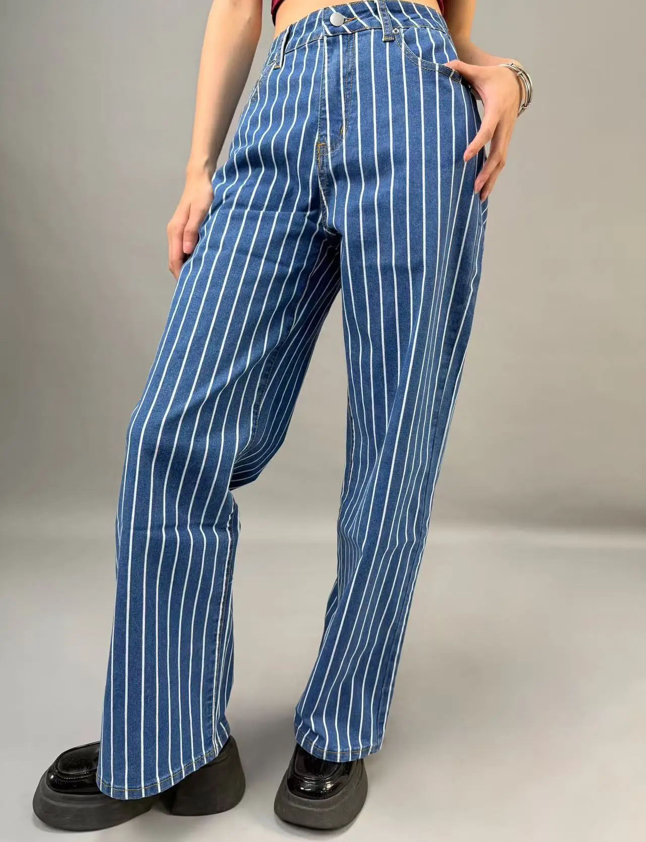 

European and American street style blue striped jeans, women's summer high-end sense, personalized and versatile straight leg de