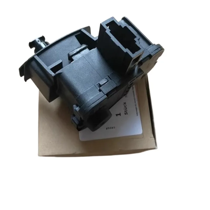 

Мотор блокировки крышки топливного бака для Volkswagen Touareg 2011-2018, переключатель 7P0 830 773D