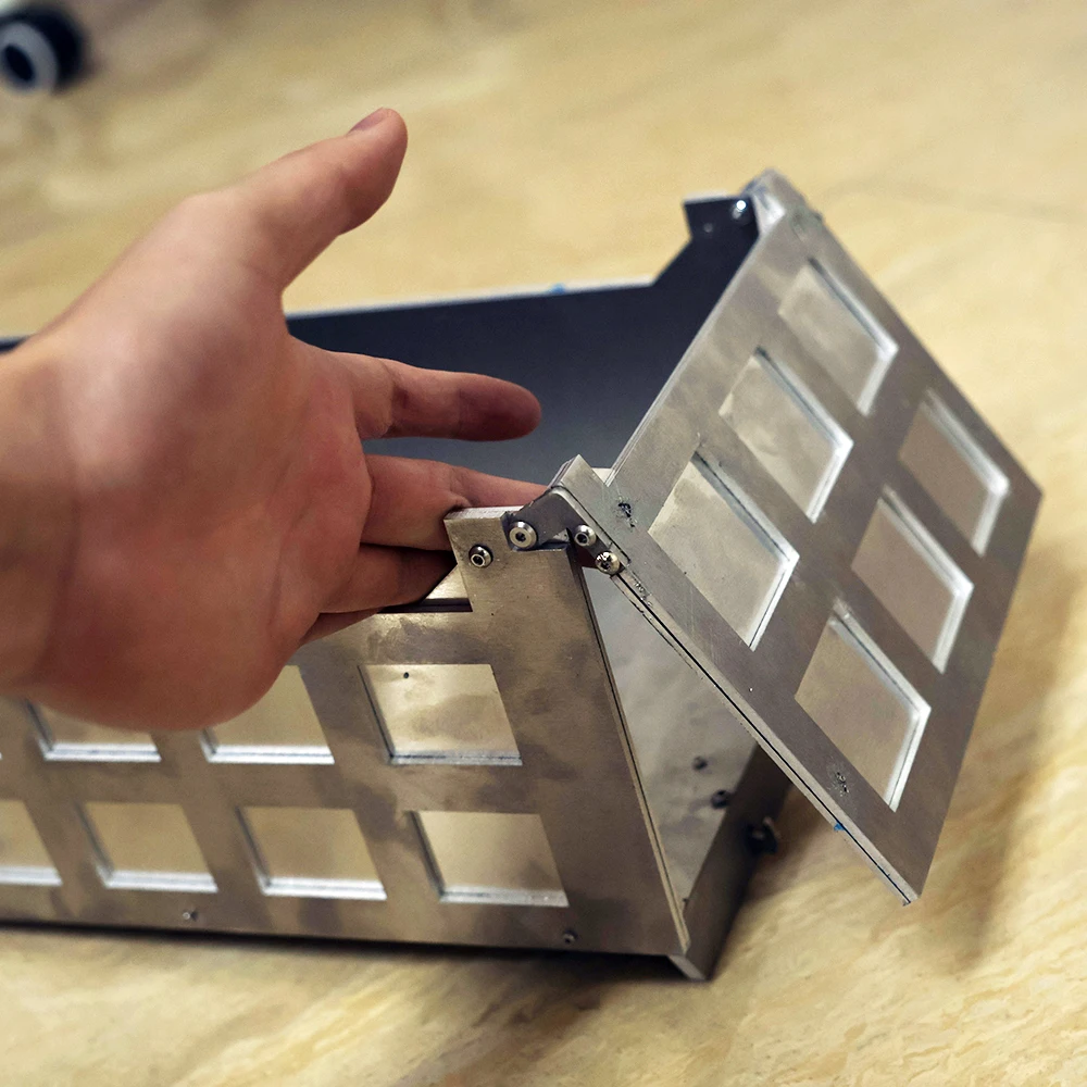 1/14 Model Cargo Bucket All Stainless Steel Upgraded Cargo Compartment Thickened and Reinforced Heavy-duty Compartment DIY Parts