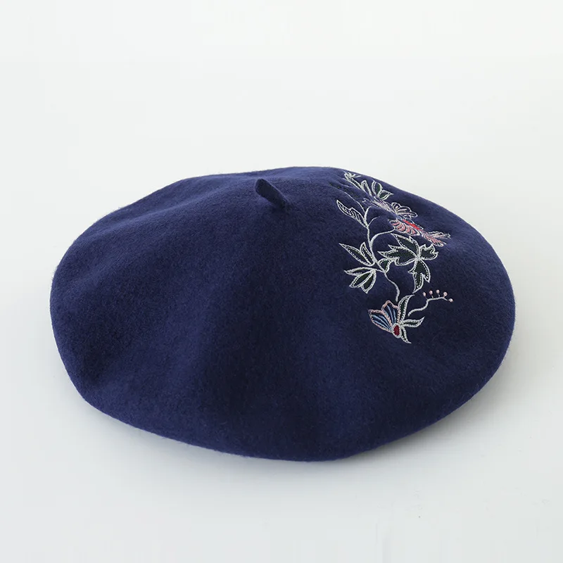 X189  Adult Wool Beret Hat Flower Embroidered Wool Beret Painter Hat Ladies Woolen Caps