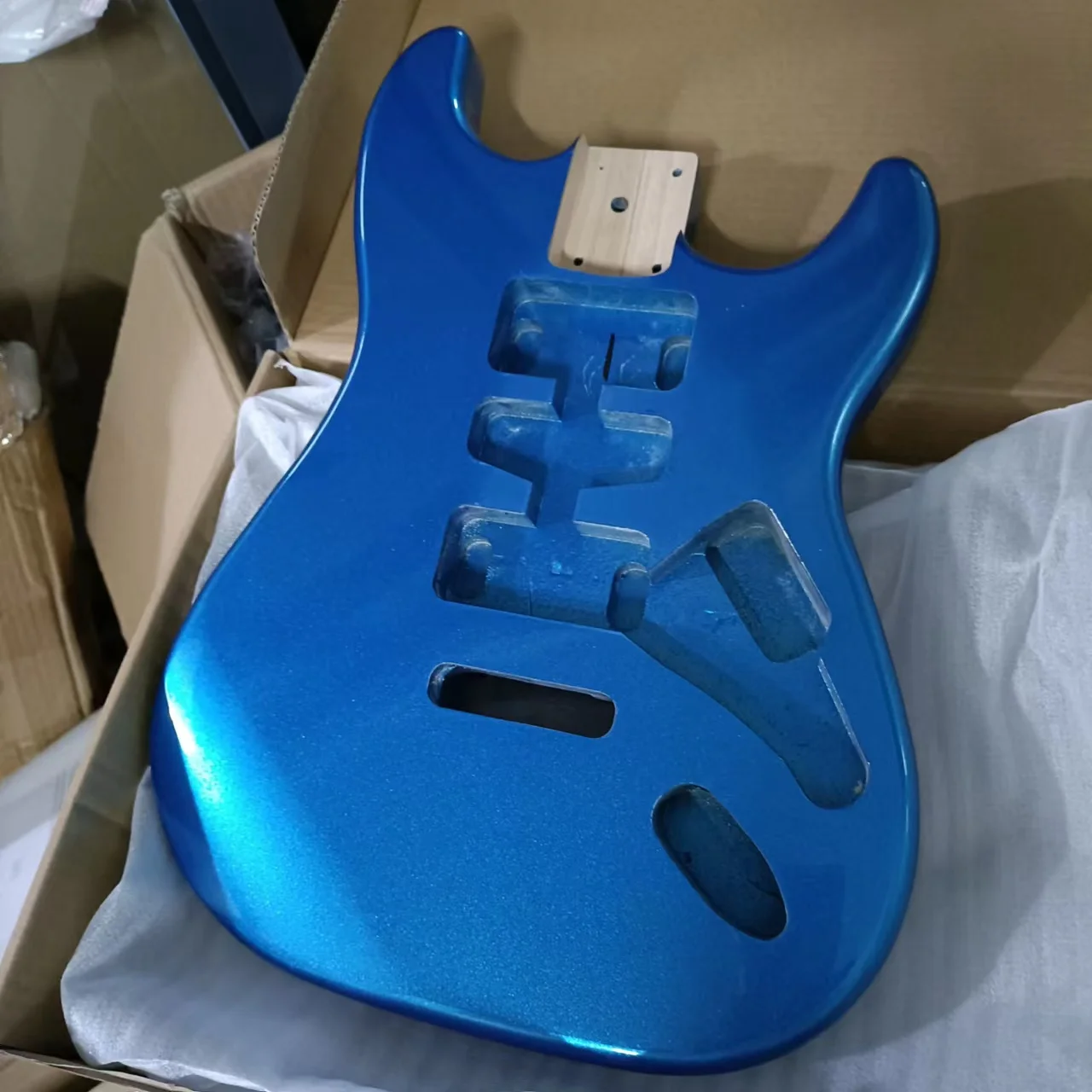 Custom Electric Guitar Barrel Replacement Part, Poplar Wood Body, Glossy Color, DIY, HSH Pickup