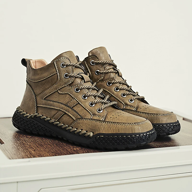 

New Autumn Winter Fashion Casual Handmade High Top Men Boots Soft Breathable Anti Slip Warm Flat Bottomed Hiking Shoes