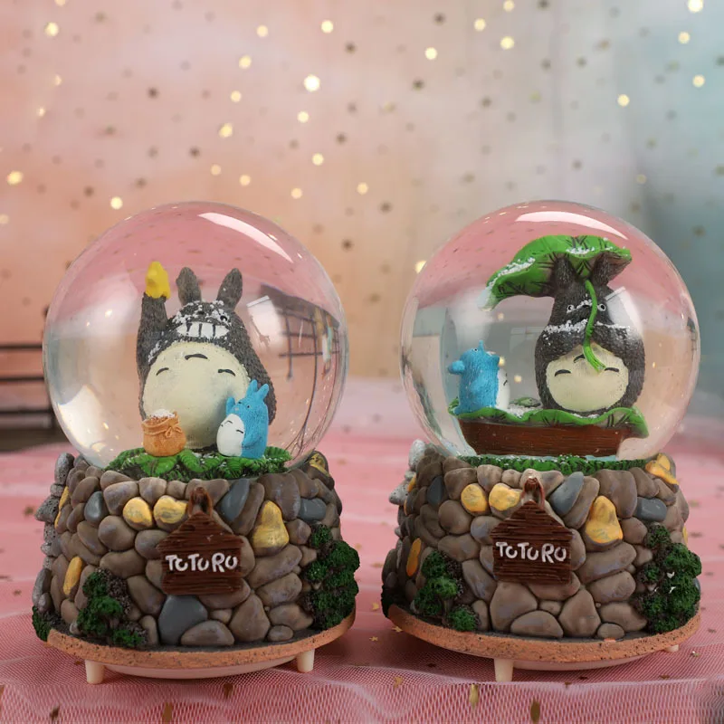 Chinchilla crystal ball music box automatic snow light music rotation to send boyfriend and girlfriend birthday gift