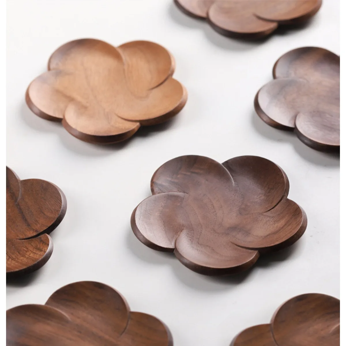 Resistant  Tea Cup Mat Black Walnut Wood Coaster Creative Round Flower Design Heat