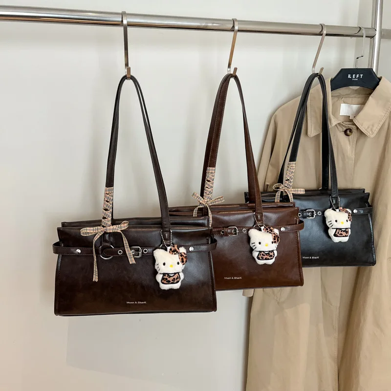 

High-end retro large-capacity bag for women2025New Year's Fashion Commuting Shoulder Bag Outing Handheld Tote Bag