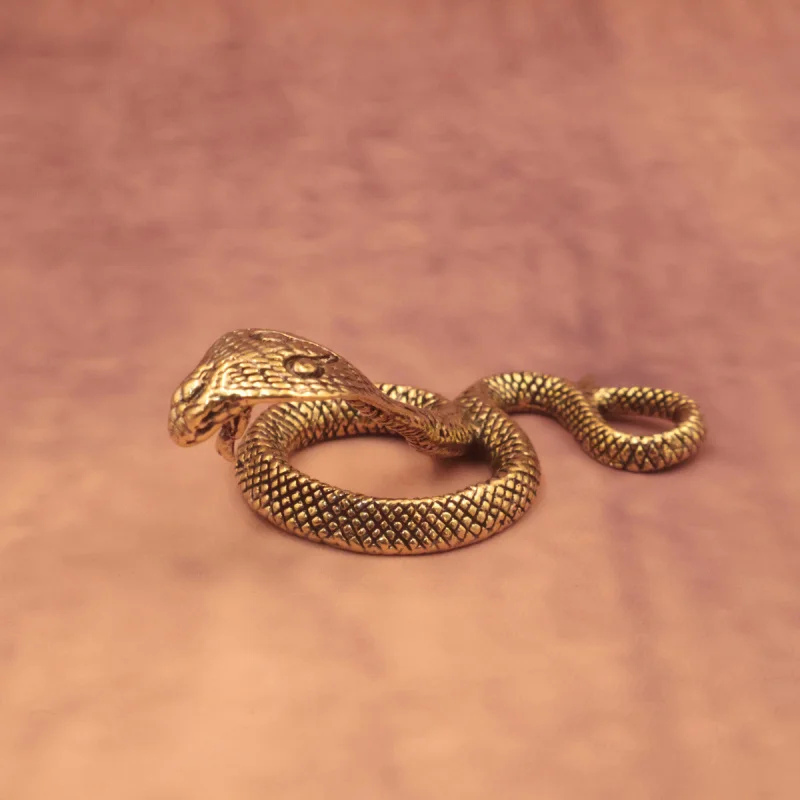 Vintage Brass Cobra Zodiac Snake Ornament Home Office Desk Decoration Tea Pet Animal Desk Ruler Plaything