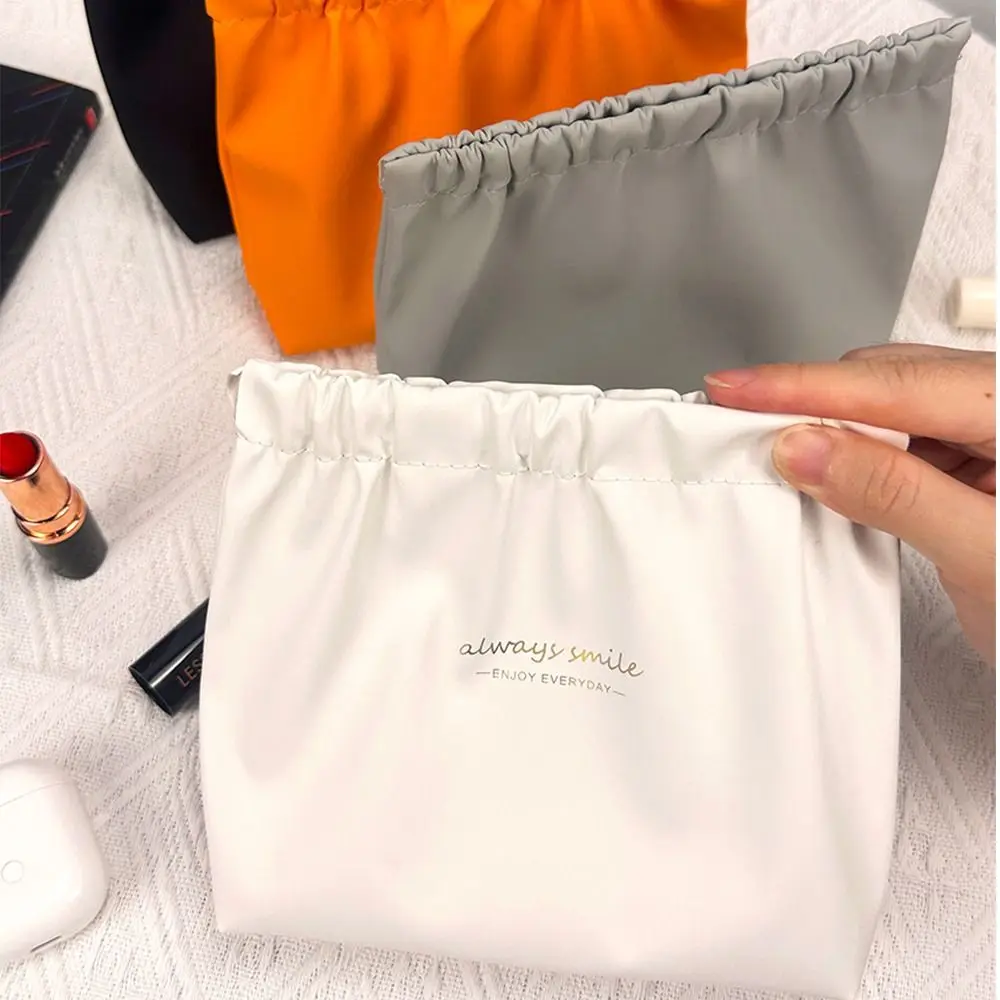 Leaf Spring Bags Self-closing Cosmetic Bags PU Large Capacity Travel Makeup Bags Women Storage Pouch