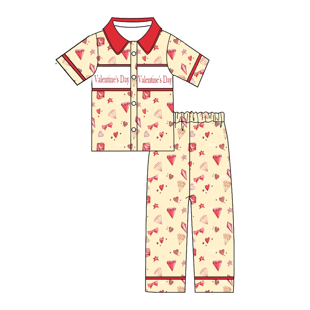Wholesale Valentine's Day boutique children's set short-sleeved trousers girls boys long-sleeved pajamas set love print robe
