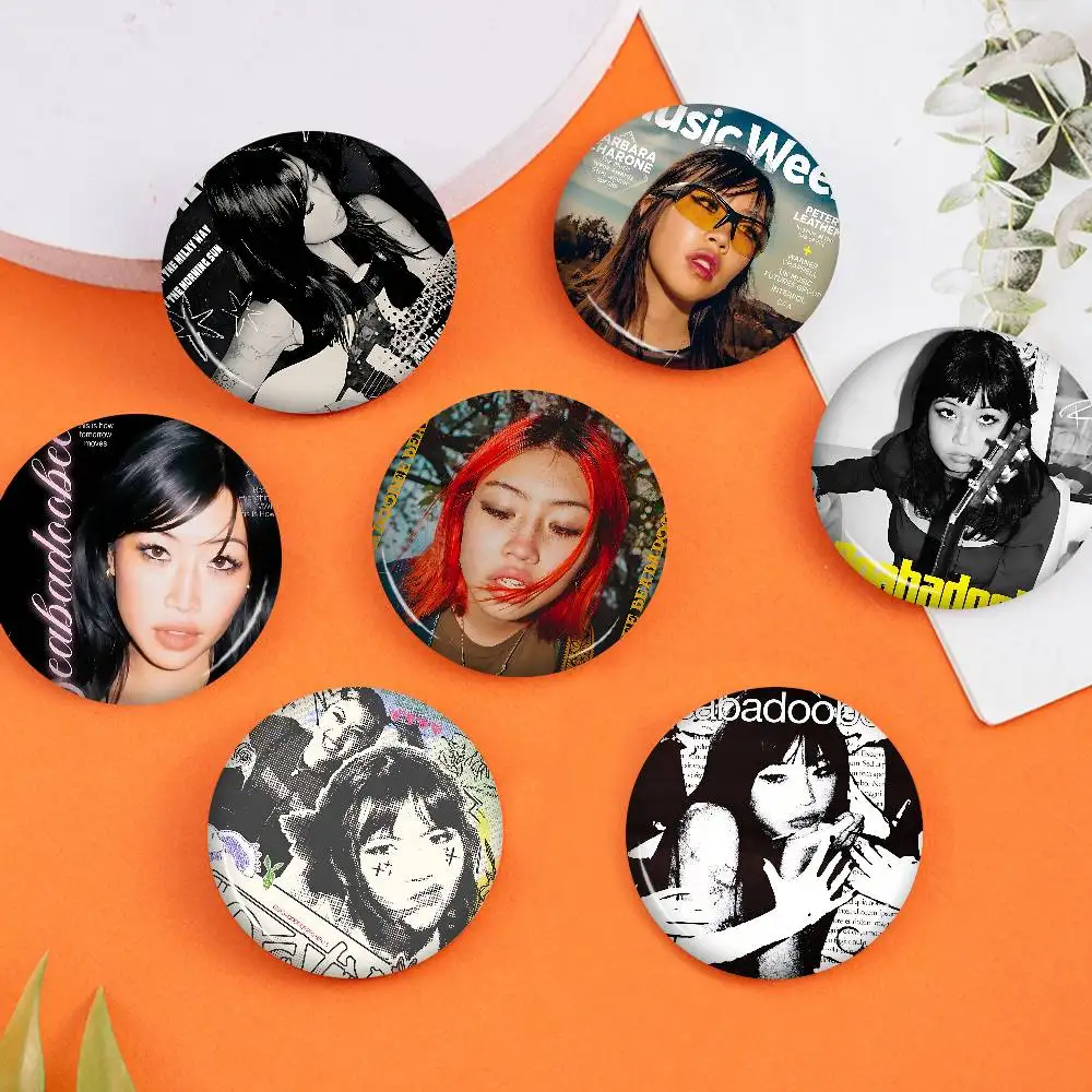 Singer Beabadoobee 'Fake It Flowers' 32/44/58mm Round Brooches Handmade Pins For Backpack Jewelry Accessories Creative Badge