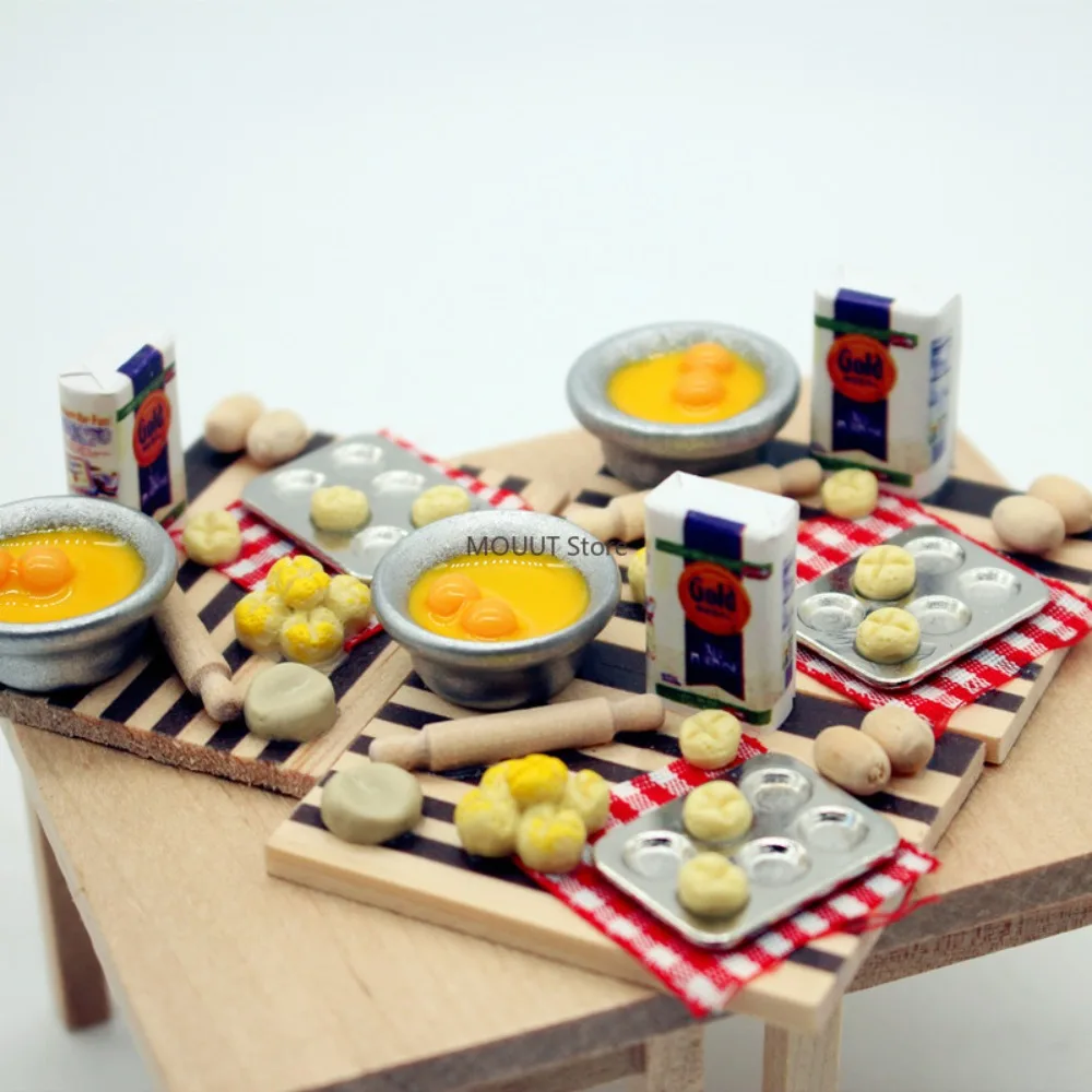 1pc Dollhouse Miniatures Food Toy Noodle Making Table,Egg, Milk, Bread, Vegetable Board Cutting Board Food Play Simulation Model