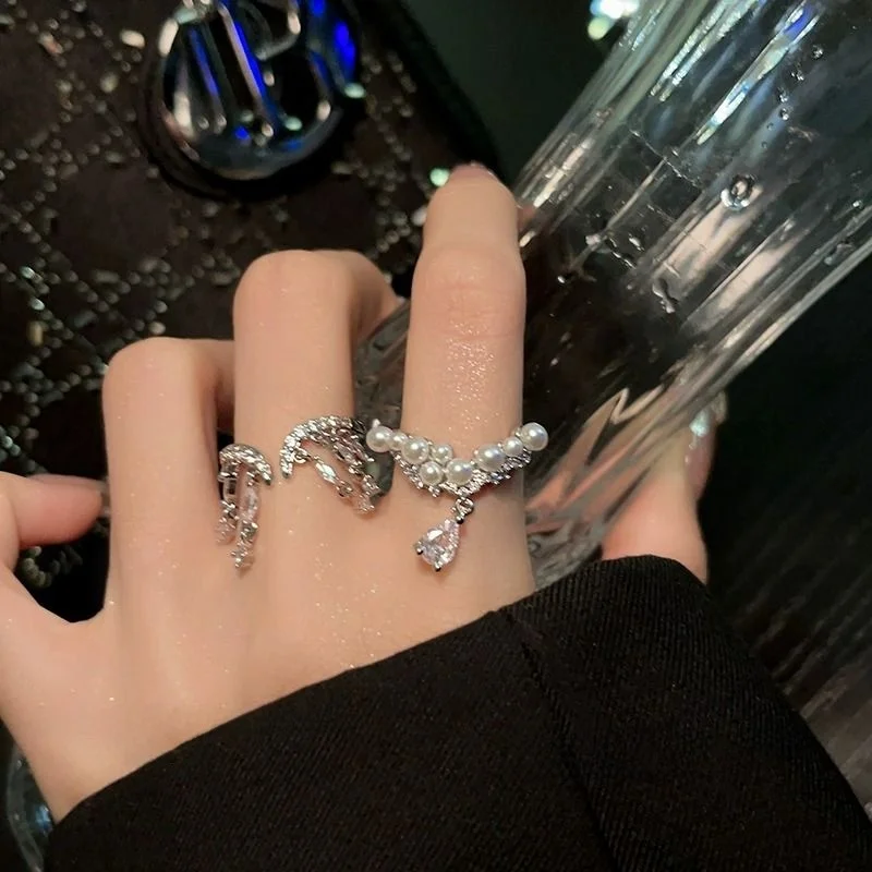anel-elegante-de-perola-com-imitacao-de-diamante-para-mulheres-luxuoso-e-minimalista-anel-de-dedo-indicador-da-moda-de-inic