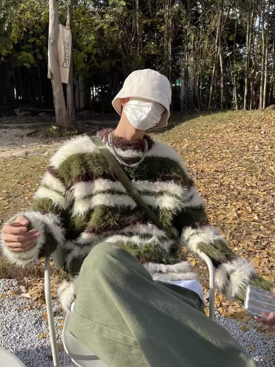 

Laid-ba Sle Color Blo Striped Men's Knitted Sweater Winter Casual Wear Long Sve round Ne Pullover Faionable Coat