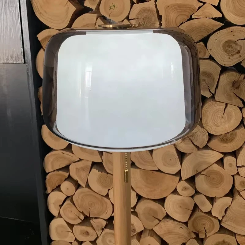 Moderne creatieve glazen vloerlamp eenvoudige bank zijkant decoratieve verlichting woonkamer slaapkamer bedlampje LED leesbureaulamp