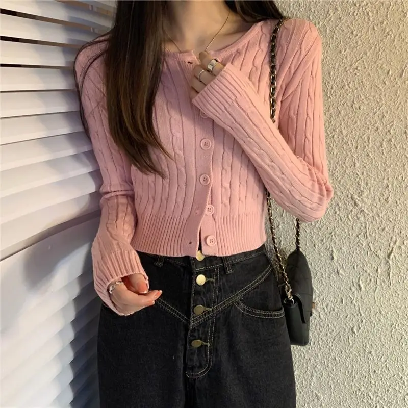 Retro Style Sweater Women Spring New Westernization Round Neck Solid Color Long Sleeved Round Neck Single-breasted Knitting Tops