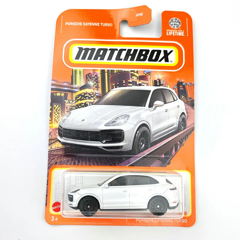 24CDE MATCHBOX 1:64 LINCOLN CONTINENTAL JAGUAR XJ6C  MODEL S TOURING rwb CAYENNE TURBO