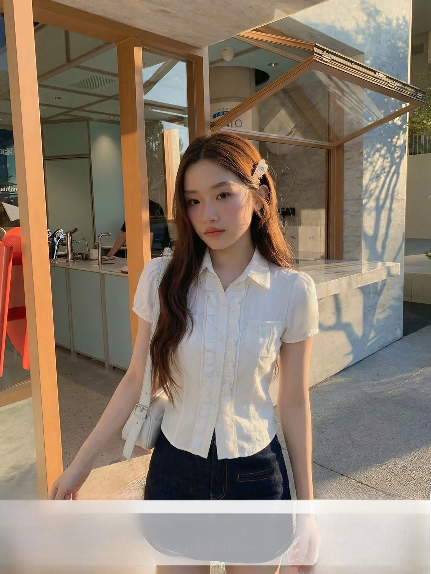 

White Short Sleeve Shirt Women's Summer Slim Fit Collar Inner Wear Waist Cinched Wooden Bordered Casual Top