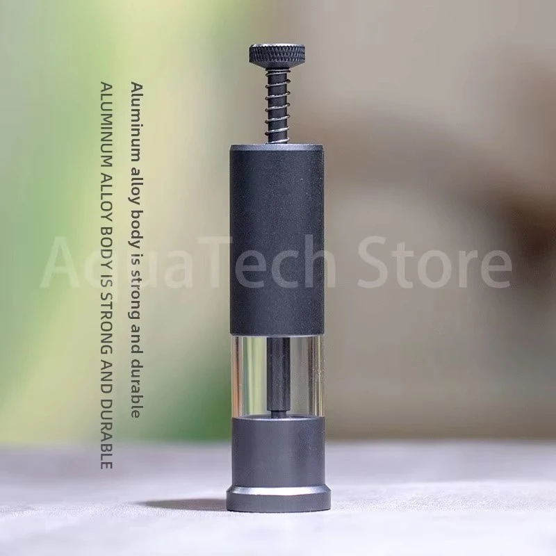distributeur-de-nourriture-pour-poissons-en-aluminium-aquapro-f1-f2-–-distributeur-de-nourriture-de-precision-a-pression-pour-petits-aquariums-–-controle-de-la-quantite-de-nourriture-reglable